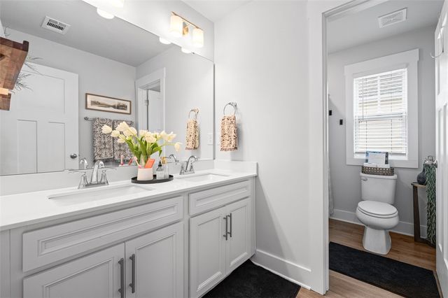 144 founders Boulevard, Central, SC 29630