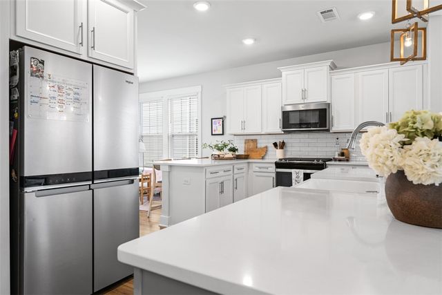 144 founders Boulevard, Central, SC 29630