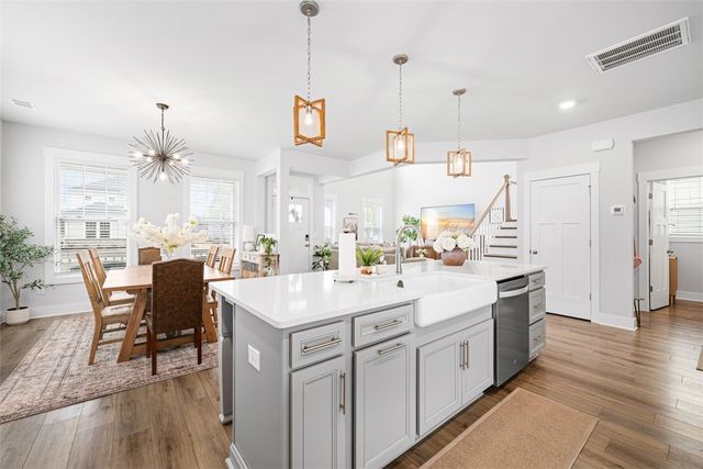 144 founders Boulevard, Central, SC 29630