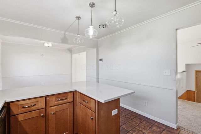 6050 Karl Road, Columbus, OH 43229