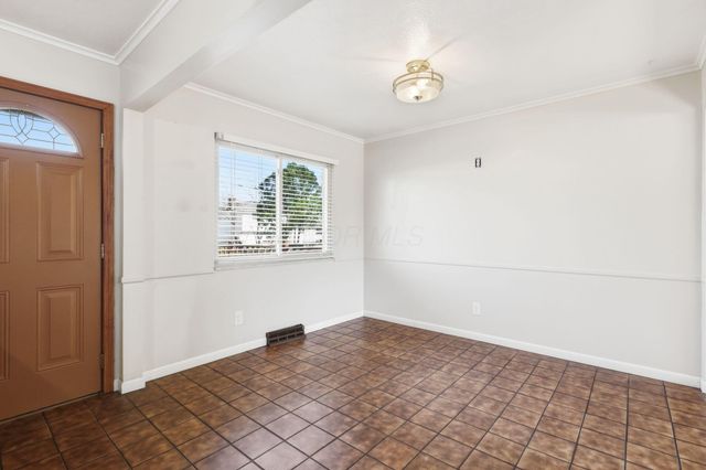 6050 Karl Road, Columbus, OH 43229