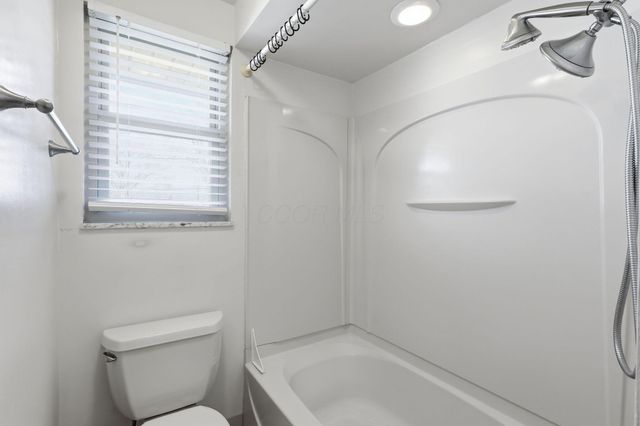 6050 Karl Road, Columbus, OH 43229