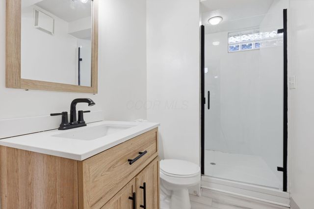 6050 Karl Road, Columbus, OH 43229