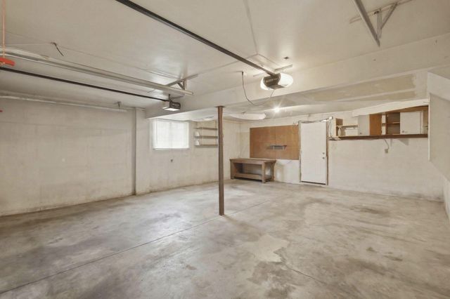 6050 Karl Road, Columbus, OH 43229