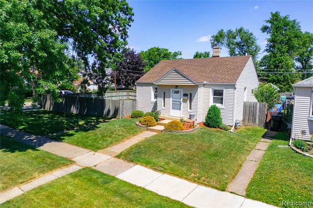 826 Goddard Street, Wyandotte, MI 48192