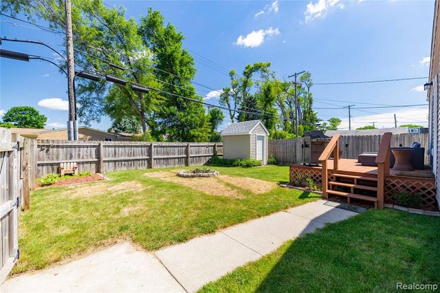 826 Goddard Street, Wyandotte, MI 48192