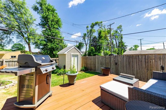 826 Goddard Street, Wyandotte, MI 48192