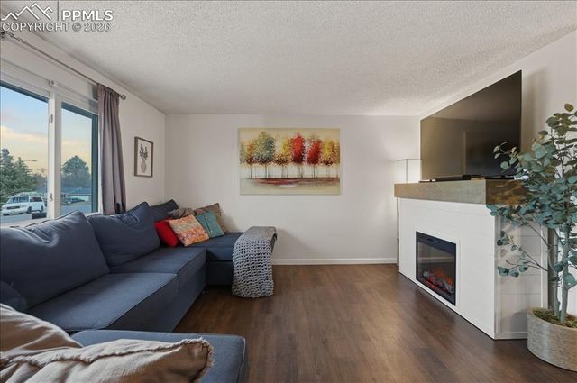 4302 N Delighted Circle, Colorado Springs, CO 80917