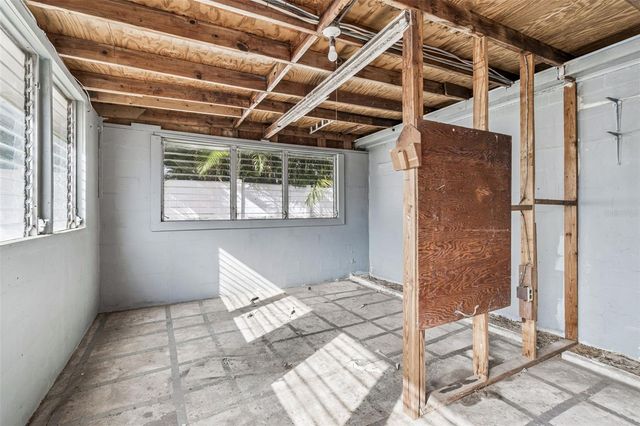 3440 17TH STREET N, St Petersburg, FL 33713