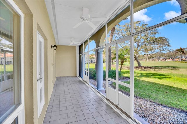 5040 Harmony Circle 105, Vero Beach, FL 32967
