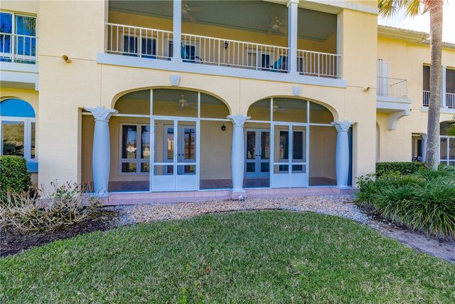 5040 Harmony Circle 105, Vero Beach, FL 32967