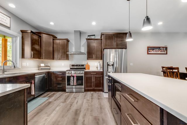 8746 SHERIDAN LAKE RD, Rapid City, SD 57702