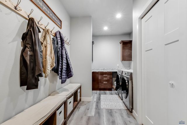 8746 SHERIDAN LAKE RD, Rapid City, SD 57702