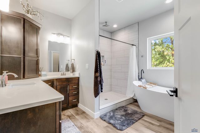 8746 SHERIDAN LAKE RD, Rapid City, SD 57702