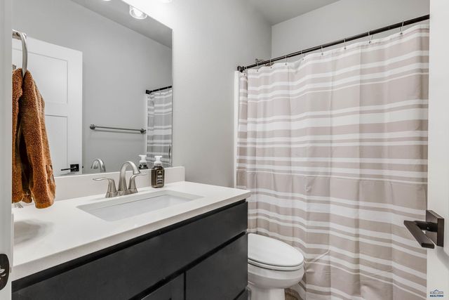 8746 SHERIDAN LAKE RD, Rapid City, SD 57702