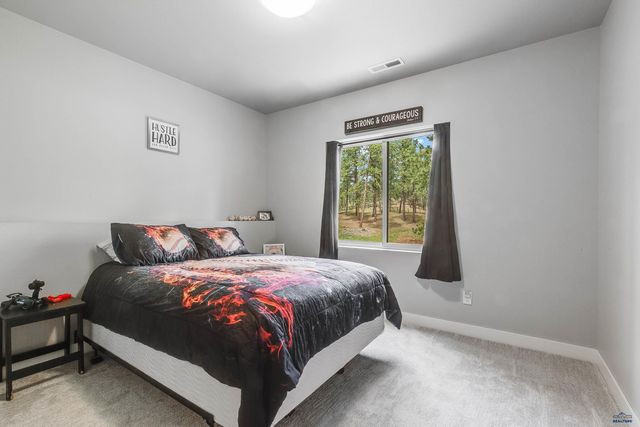 8746 SHERIDAN LAKE RD, Rapid City, SD 57702