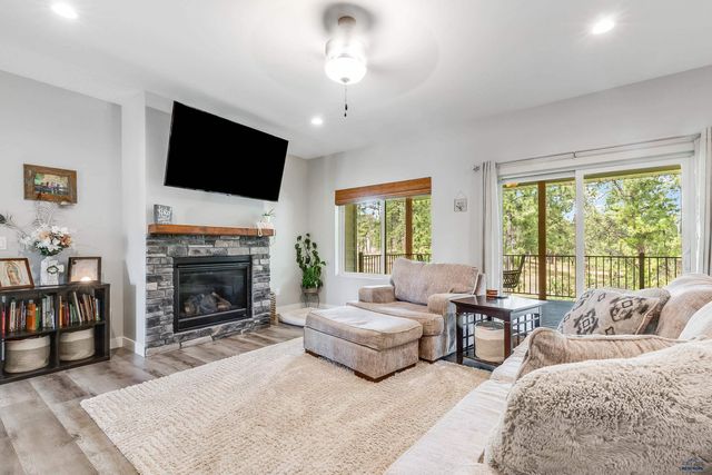 8746 SHERIDAN LAKE RD, Rapid City, SD 57702