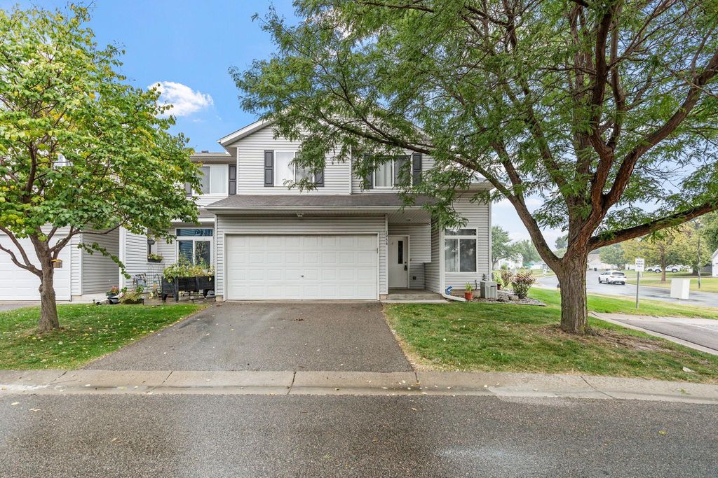 1954 Parkway Avenue, Shakopee, MN 55379