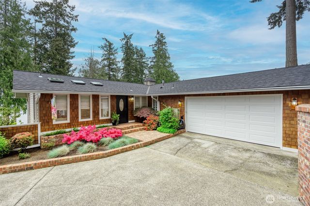 18816 51st Street E, Lake Tapps, WA 98391