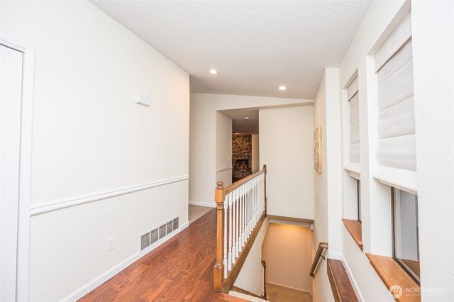 18816 51st Street E, Lake Tapps, WA 98391