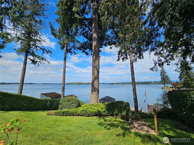 18816 51st Street E, Lake Tapps, WA 98391