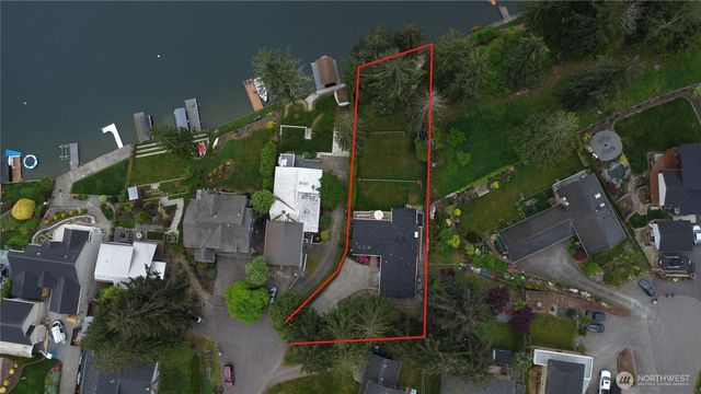18816 51st Street E, Lake Tapps, WA 98391