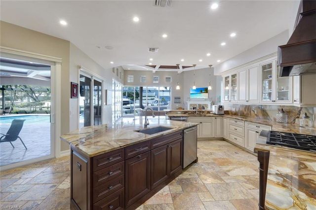1658 McIlvaine CT, Marco Island, FL 34145