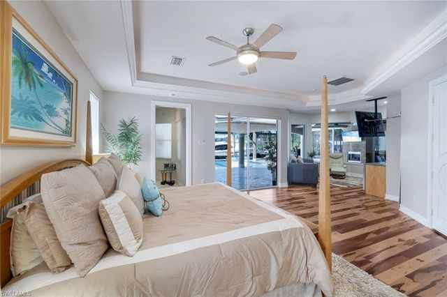 1658 McIlvaine CT, Marco Island, FL 34145