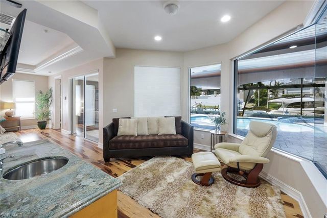 1658 McIlvaine CT, Marco Island, FL 34145