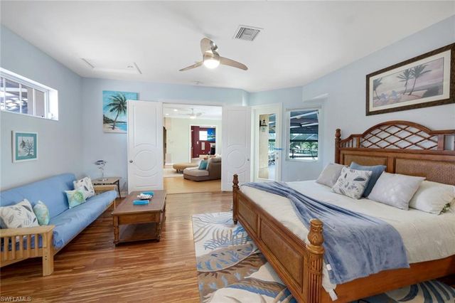 1658 McIlvaine CT, Marco Island, FL 34145