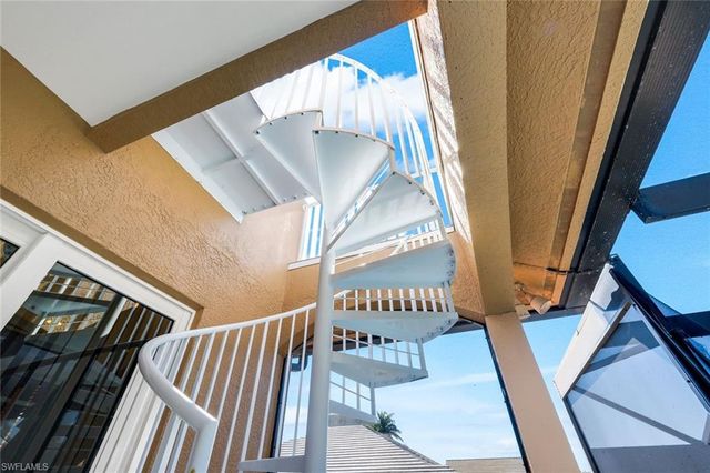 1658 McIlvaine CT, Marco Island, FL 34145