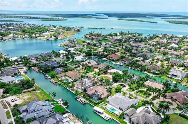 1658 McIlvaine CT, Marco Island, FL 34145