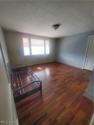 419 Broadway Street, Martins Ferry, OH 43935