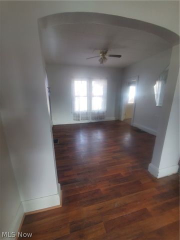 419 Broadway Street, Martins Ferry, OH 43935