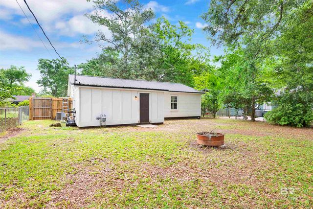 22949 Joyce Avenue, Robertsdale, AL 36567