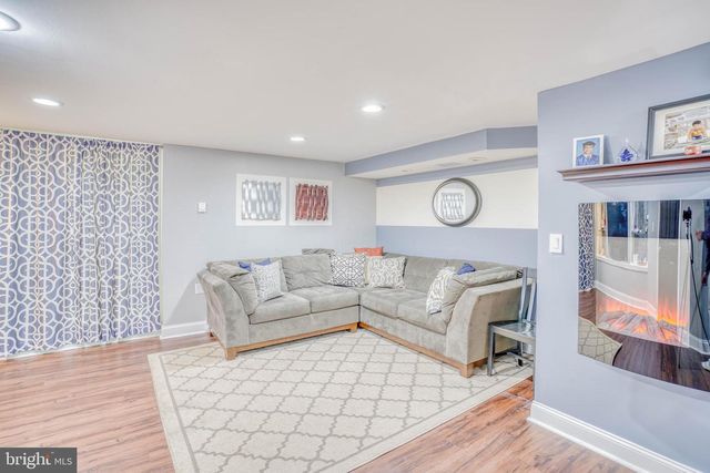 3943 WREXHAM CT, Bensalem, PA 19020