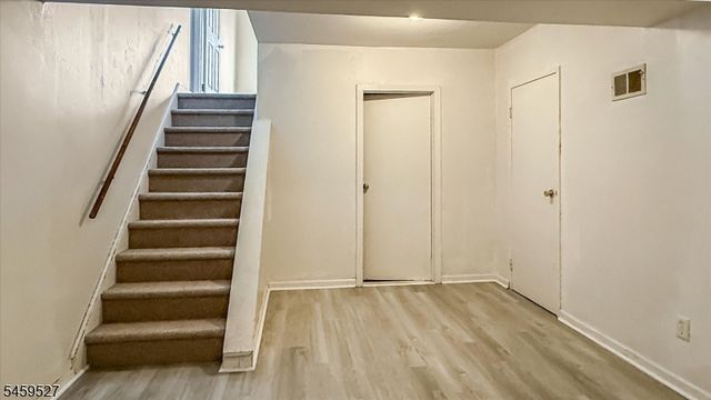 584 Dell Pl 84, Stanhope Boro, NJ 07874