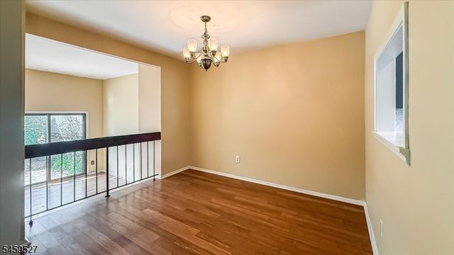 584 Dell Pl 84, Stanhope Boro, NJ 07874
