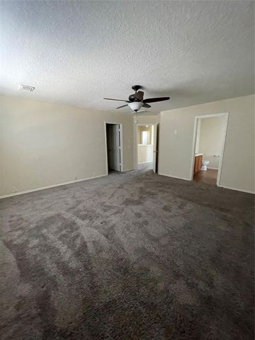 10506 Sugar Trace Drive, Sugar Land, TX 77498