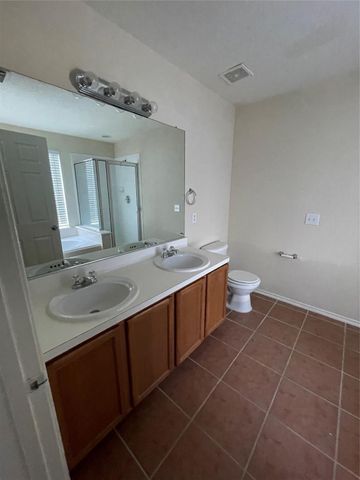10506 Sugar Trace Drive, Sugar Land, TX 77498