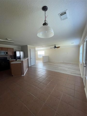 10506 Sugar Trace Drive, Sugar Land, TX 77498