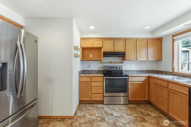 632 95th Court SE, Everett, WA 98208