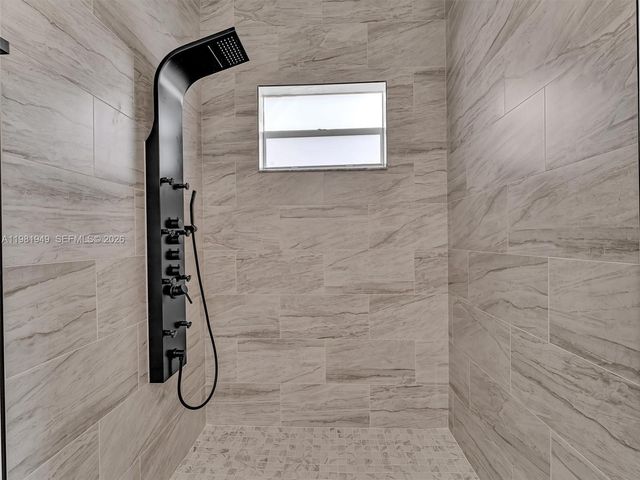 803 20th N St, Fort Pierce, FL 34950