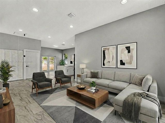 803 20th N St, Fort Pierce, FL 34950