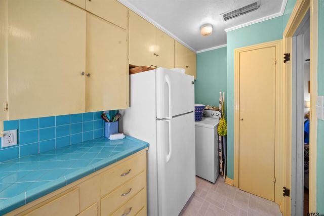 1806 Jarrel AVE, Tyler, TX 75701
