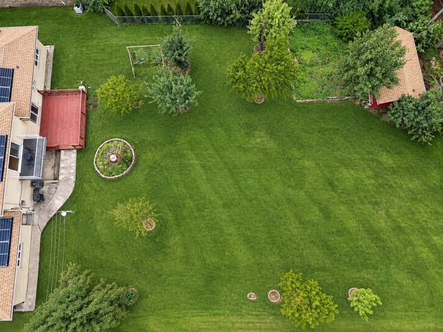 1428 Roslyn Road, Schaumburg, IL 60193