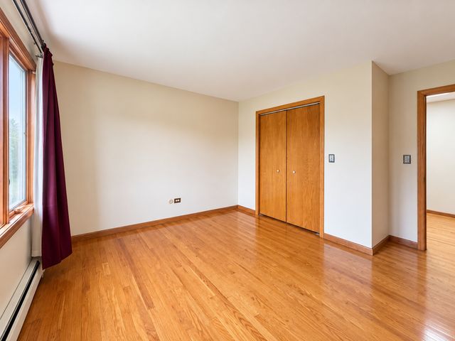 1428 Roslyn Road, Schaumburg, IL 60193