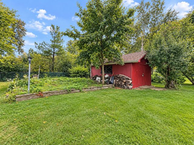 1428 Roslyn Road, Schaumburg, IL 60193