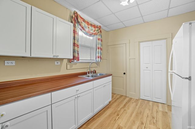 2027 Thompson Avenue, Fort Wayne, IN 46802