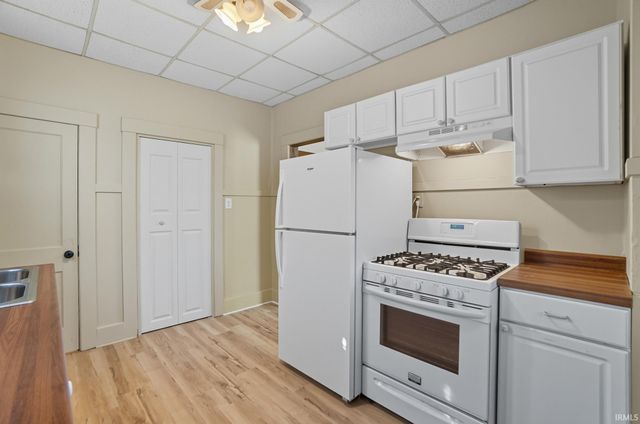 2027 Thompson Avenue, Fort Wayne, IN 46802